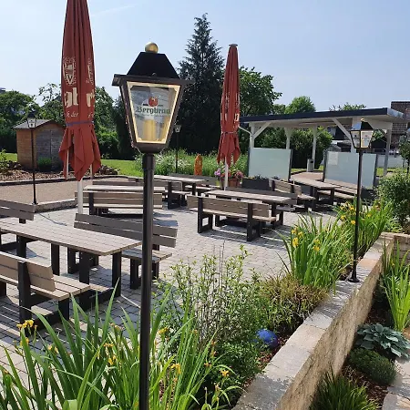 Johanning Ek 3* Uslar