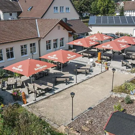 Johanning Ek 3* Uslar