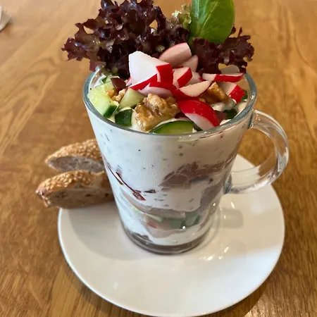 Johanning Ek 招待所