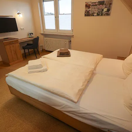 Johanning Ek Penzion 3*