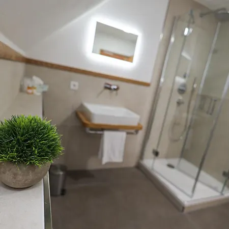 Johanning Ek 乌斯拉尔